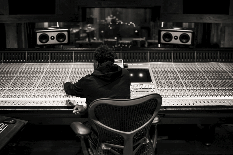 DJ K.i.D in the studio